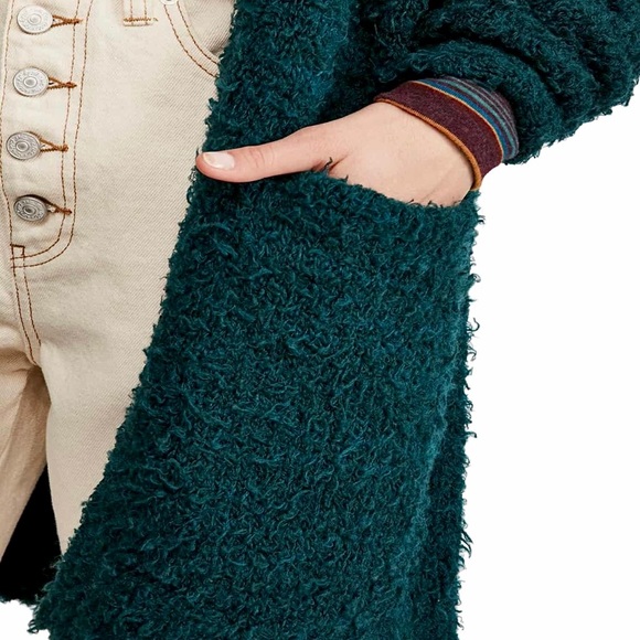✨New FREE PEOPLE Once In A Lifetime Fuzzy Cardigan - Picture 9 of 10